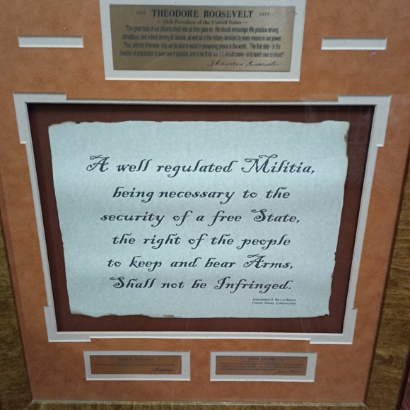 Amendment ll Bill of Rights Glass Broke In Moving. Design Is Perfect. - Picture 2 of 14